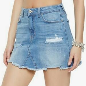 Distressed Raw Hem Jean Mini Skirt